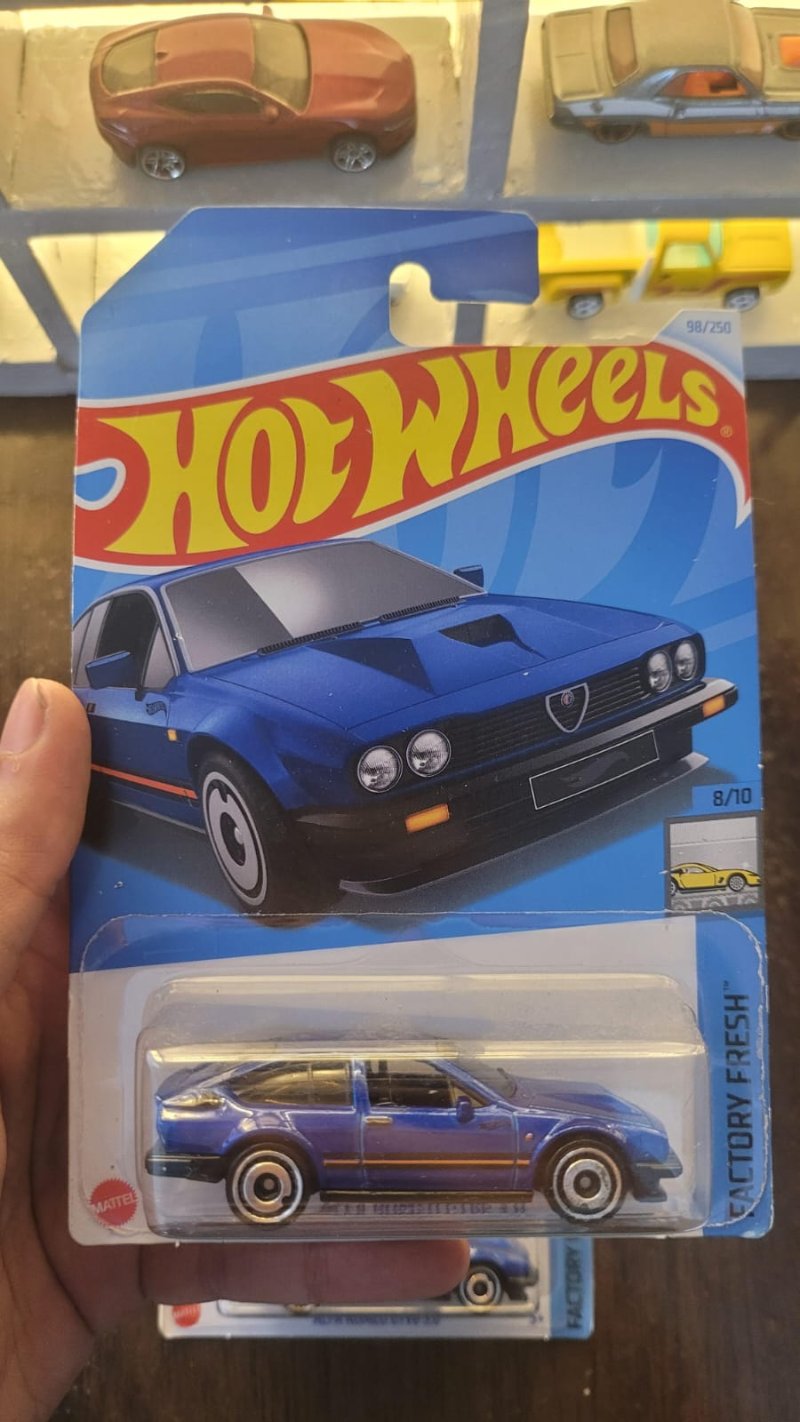 Front view of Hot Wheels Alfa Romeo GTV6 3.0 Blue Q Case die-cast car