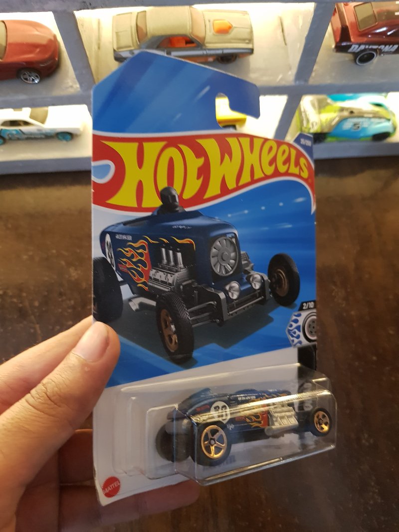 Rear view of Hot Wheels Max Steel A Case die-cast vehicle