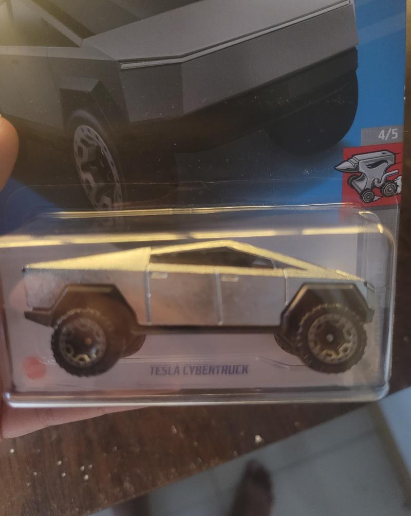 Front View of Hot Wheels Q Case 2024 Tesla Cybertruck
