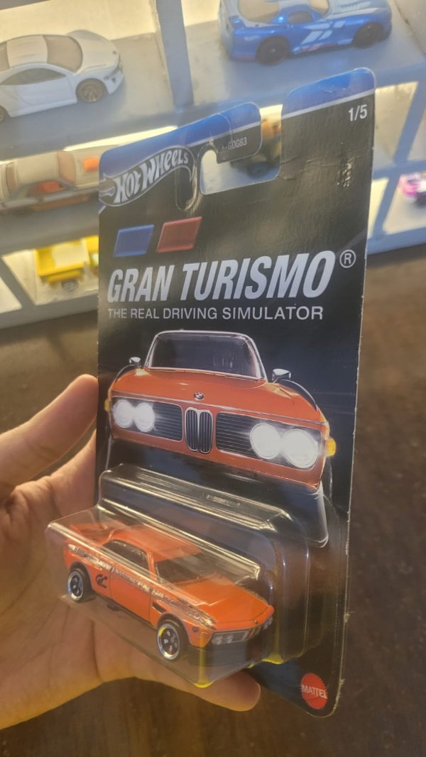 Front view of Hot Wheels Gran Turismo ’73 BMW 3.0 CSL Race Car Die-Cast Model