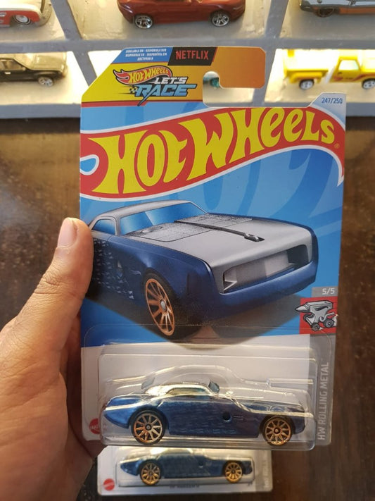 Front view of Hot Wheels Hi-Roller II die-cast car from Q Case
