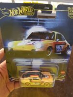 Close-up detailing of Hot Wheels Premium '71 Porsche 911, highlighting decals