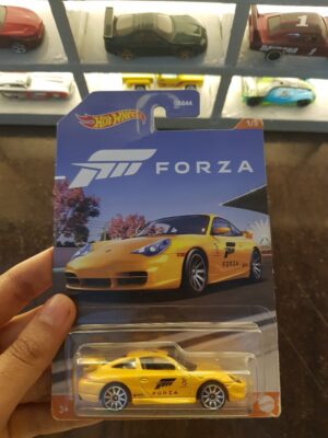 Front view of Hot Wheels Forza Porsche 911 GT3 Die-Cast Model