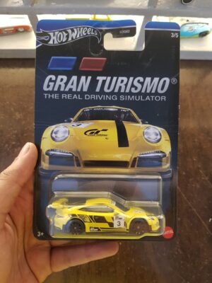 Front view of Hot Wheels Gran Turismo Porsche 911 GT3 RS die-cast car