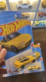 Rear view of Hot Wheels Mainline 1991 Mazda MX-5 Miata die-cast car