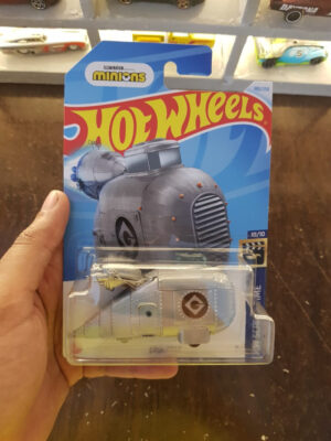 Front view of Hot Wheels Minions GruMobile die-cast model
