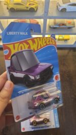 Rear view of Hot Wheels Nissan Skyline 2000GT-R LBWK Tooned model