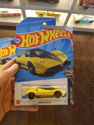 Front view of Hot Wheels Pagani Zonda R die-cast model