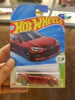 Front view of Hot Wheels Tesla Model S Plaid die-cast car